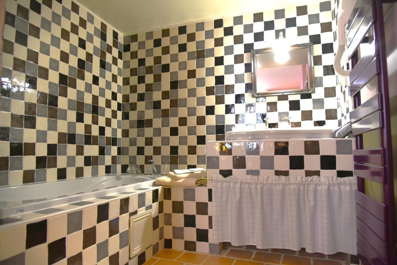 Logis Hotel Le Boudoir Belvès Екстериор снимка