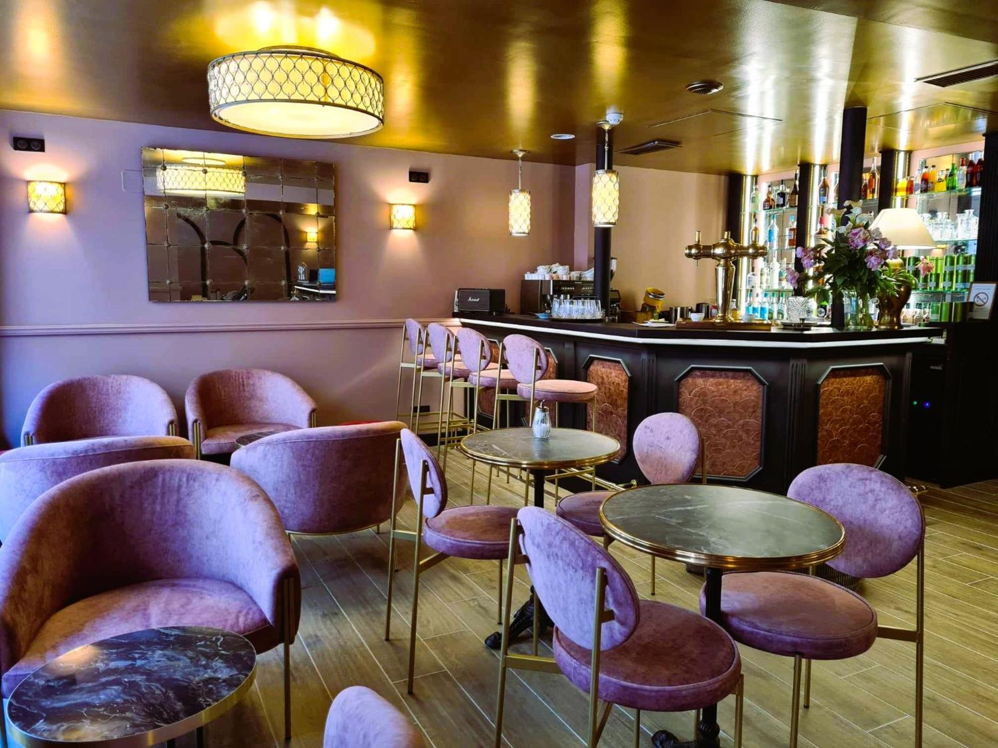 Logis Hotel Le Boudoir Belvès Екстериор снимка