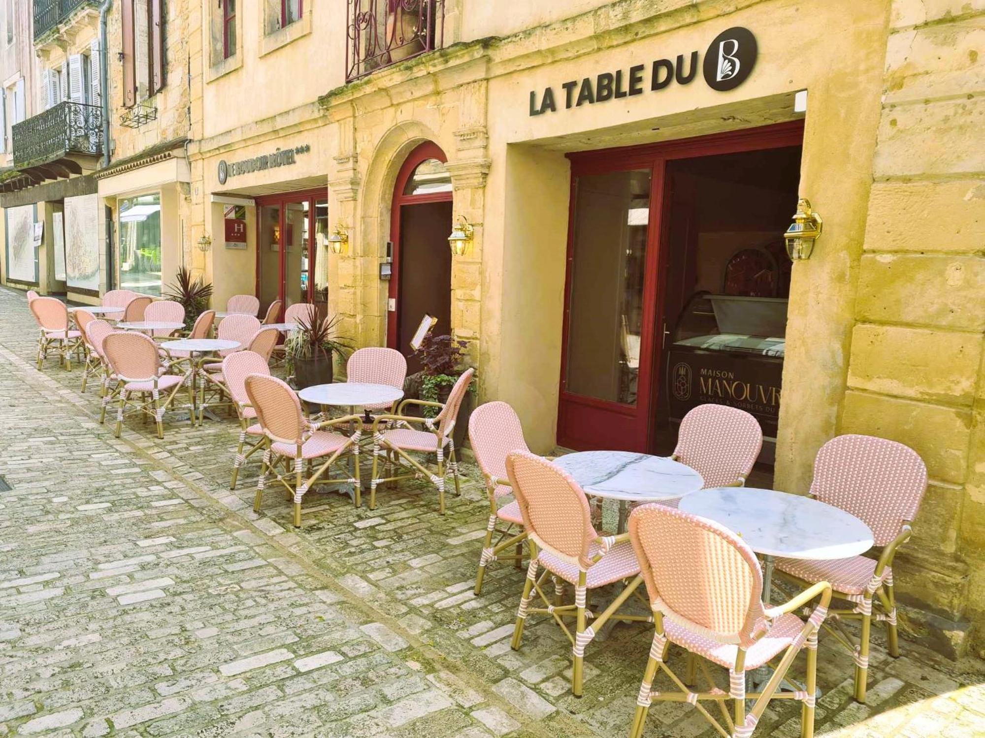 Logis Hotel Le Boudoir Belvès Екстериор снимка