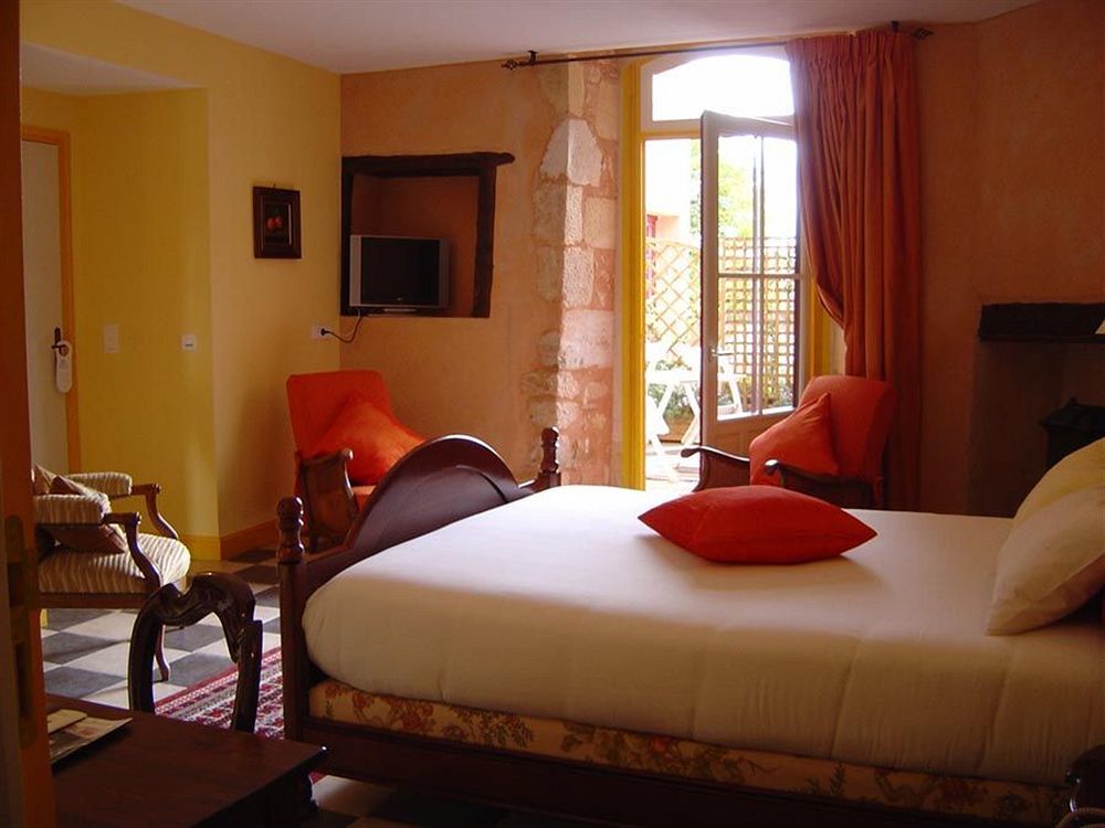 Logis Hotel Le Boudoir Belvès Екстериор снимка